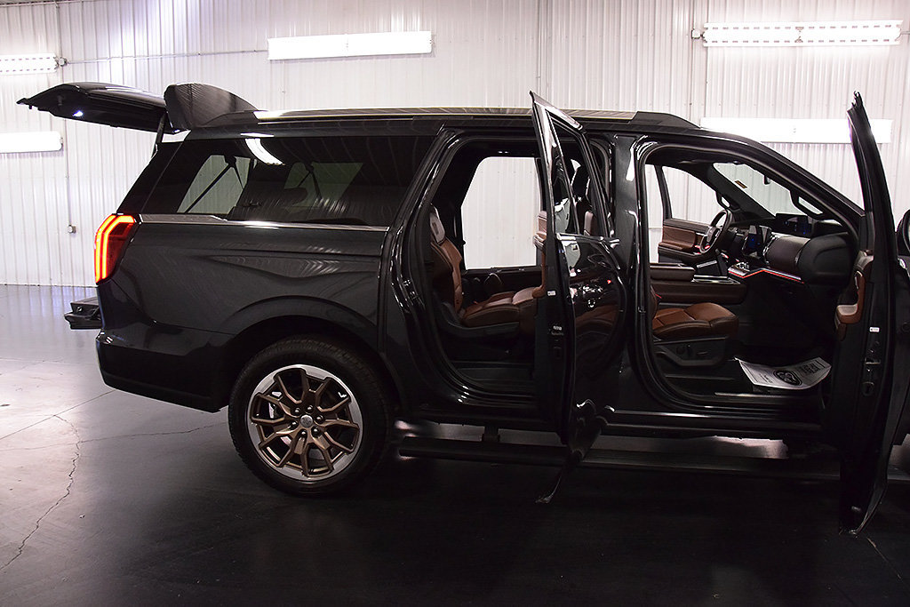 Used 2026 Ford Expedition Max King Ranch AWD/4WD image 38