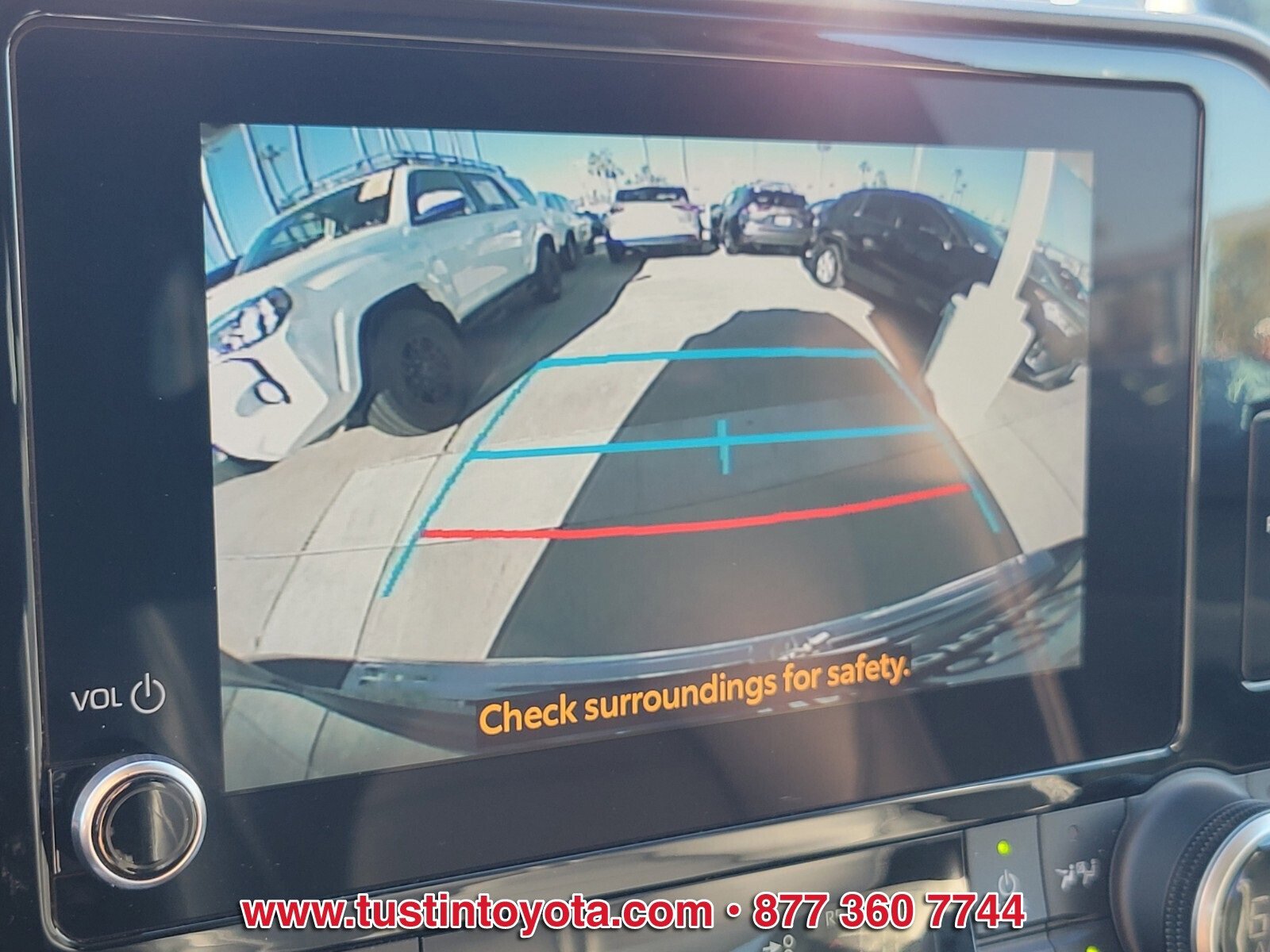 Certified 2023 Toyota Highlander XLE image 21