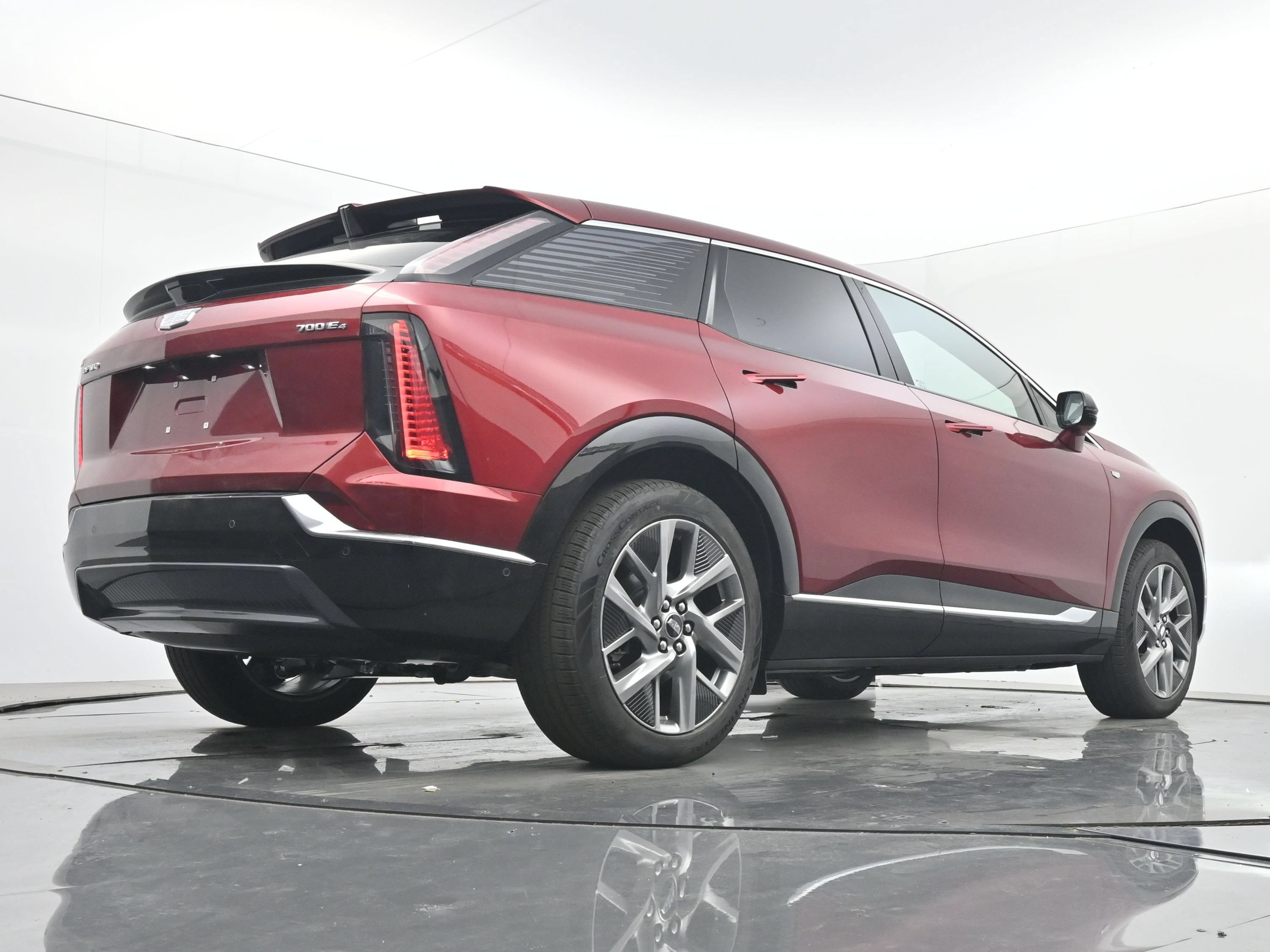 New 2026 Cadillac Optiq Luxury 1 w/ LPO, Floor Liner Package AWD/4WD image 19