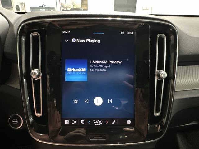 Used 2025 Volvo XC40 B5 Core w/ Protection Package Premier image 16