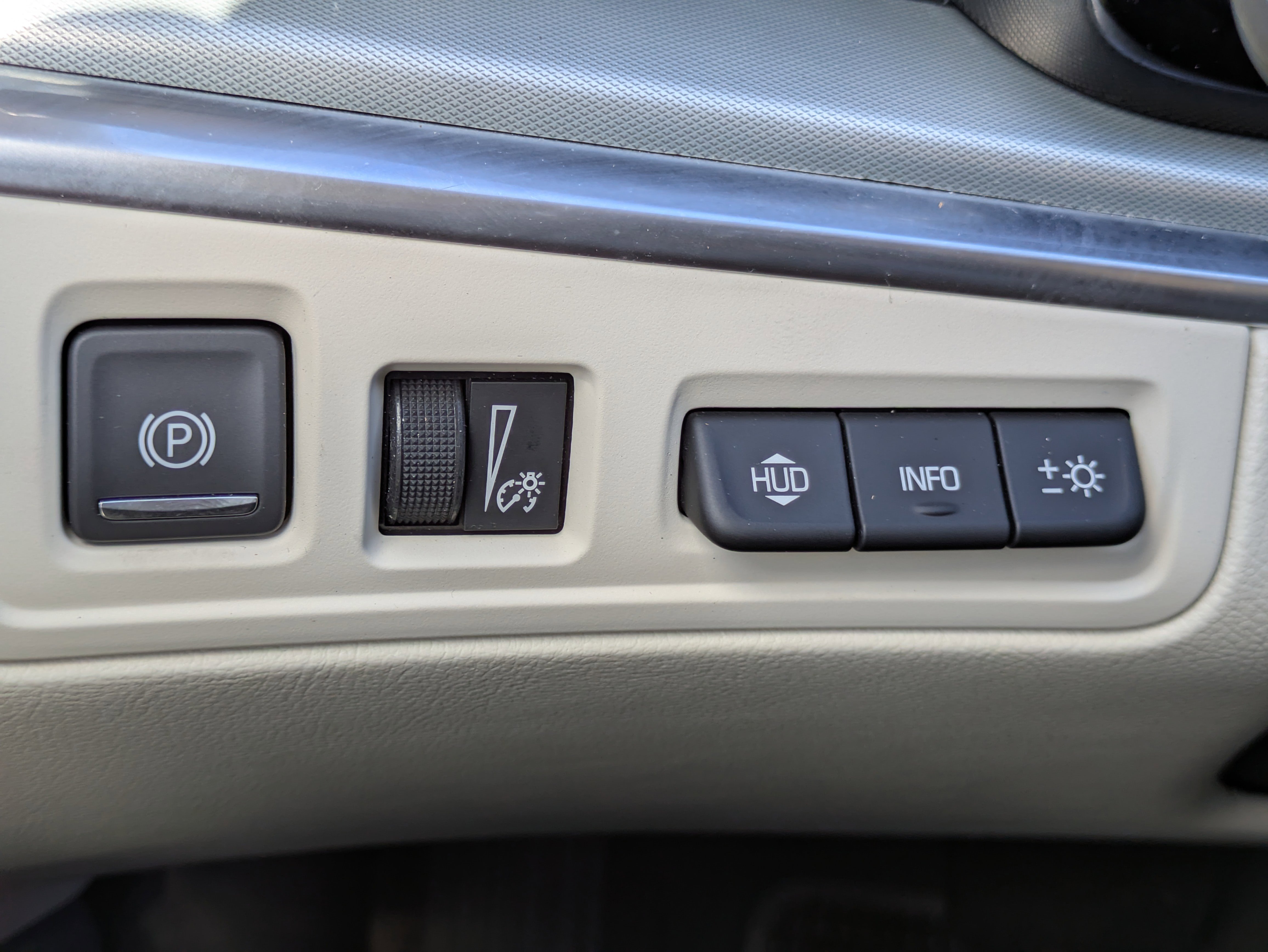 Certified 2022 Cadillac XT5 Premium Luxury w/ Technology Package image 17