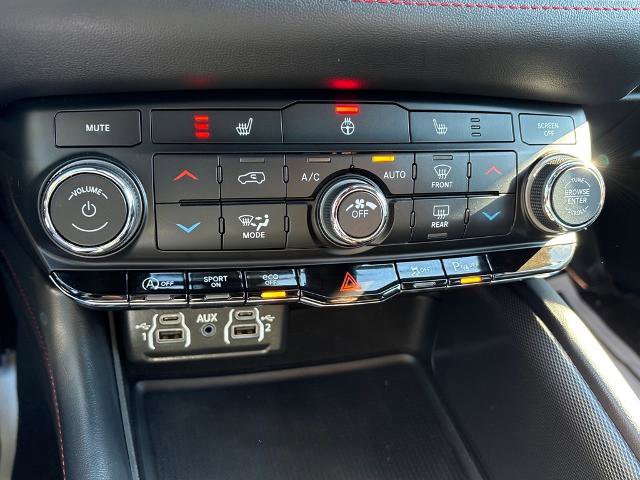 Used 2023 Dodge Durango GT image 15