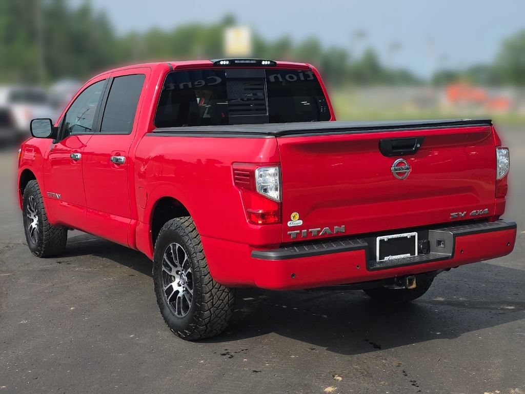 Used 2021 Nissan Titan SV AWD/4WD image 4