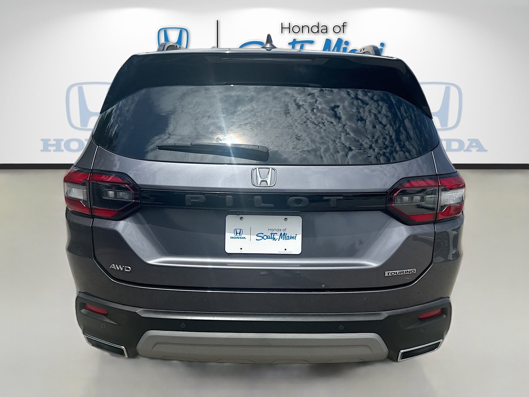 Certified 2023 Honda Pilot Touring image 6