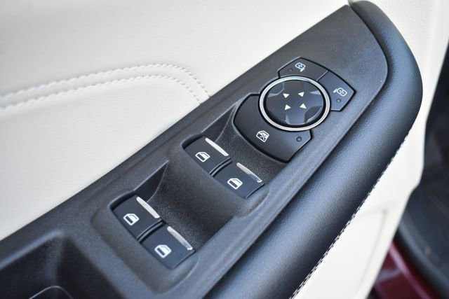 Used 2023 Ford Edge Titanium w/ Class II Trailer Tow Package image 15