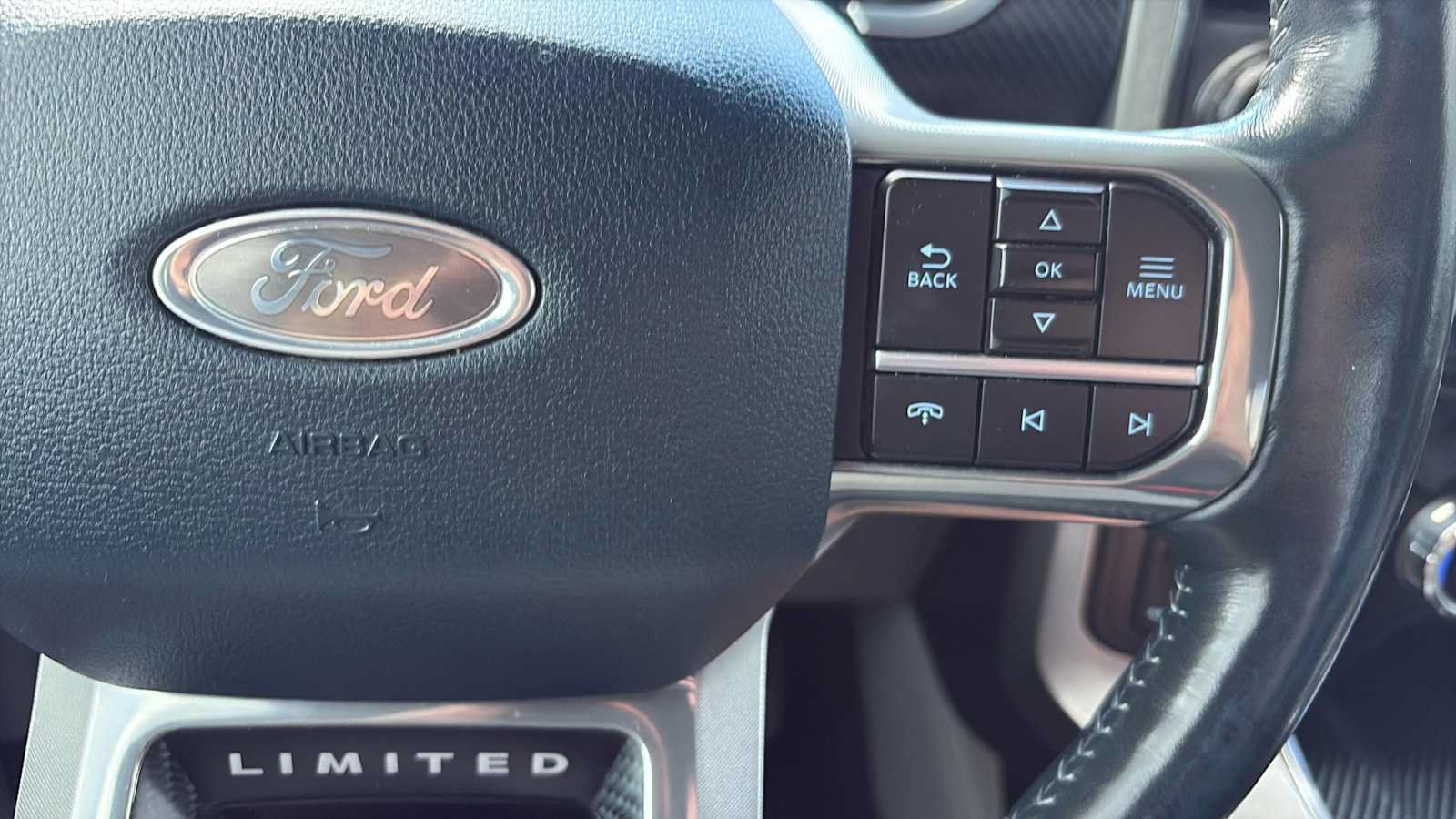 Used 2022 Ford F150 Limited AWD/4WD image 10