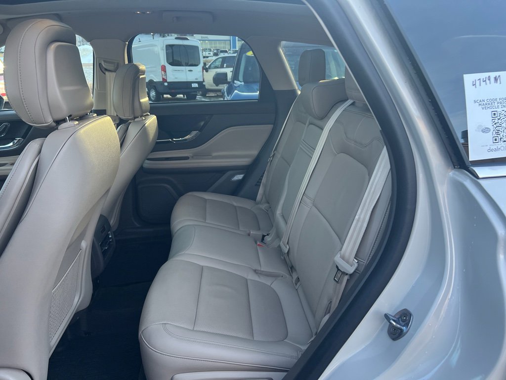 Used 2023 Lincoln Corsair Grand Touring w/ Equipment Group 302A image 6