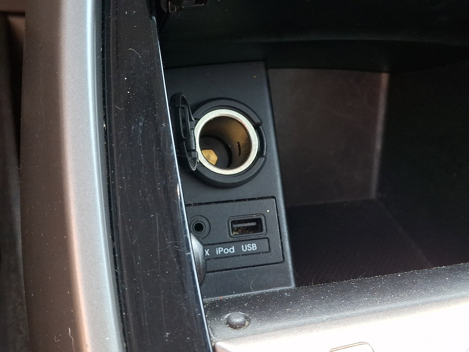 Used 2013 Hyundai Elantra Limited FWD image 23