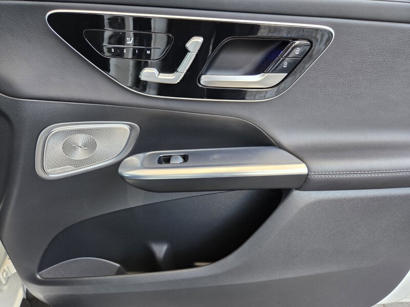 Certified 2024 Mercedes-Benz GLC 300 4MATIC image 20