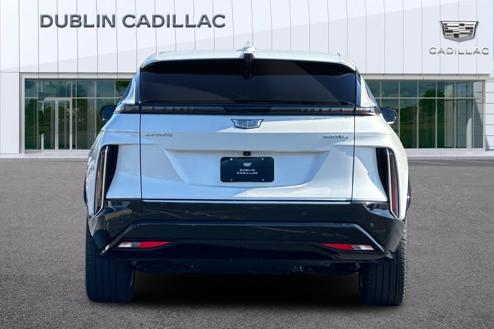 Used 2025 Cadillac Lyriq Luxury AWD/4WD image 5
