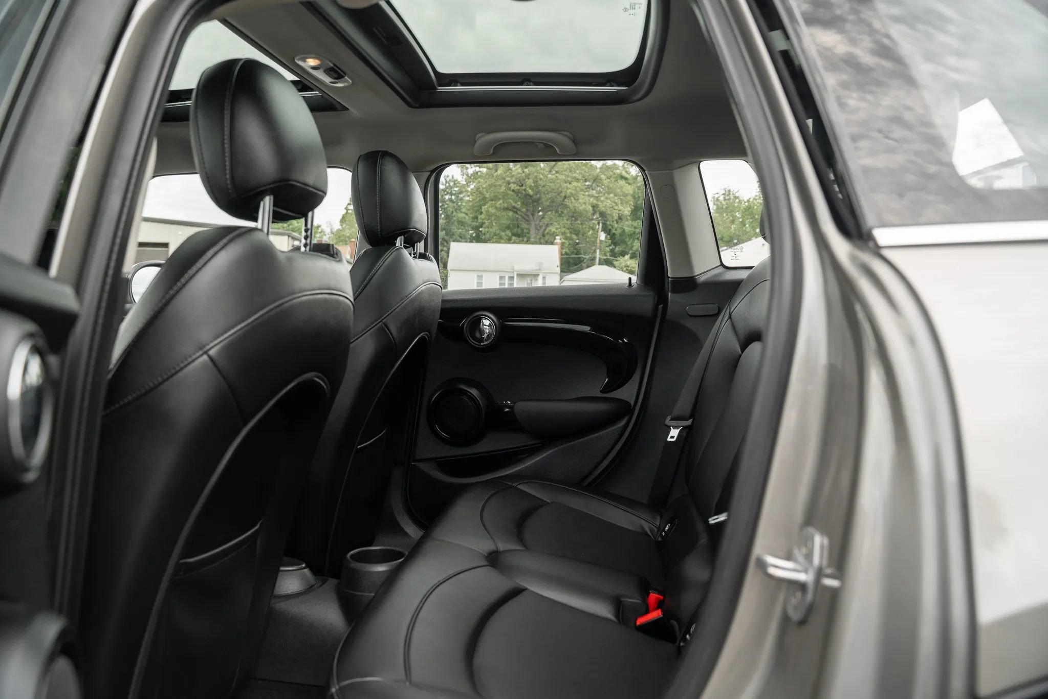 Used 2019 MINI Cooper S FWD image 9