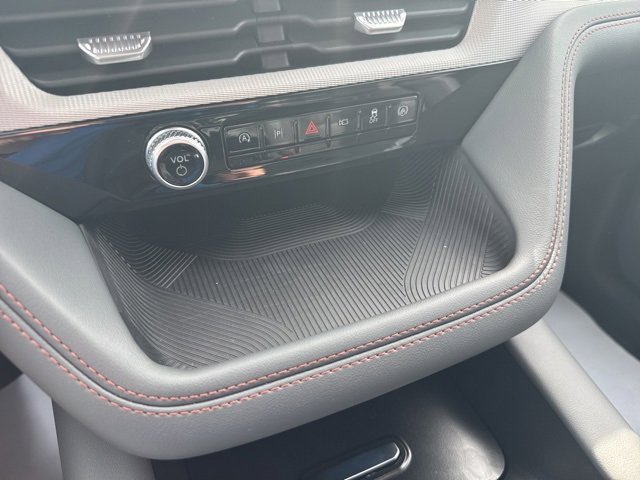 New 2025 Ford Explorer Active image 28
