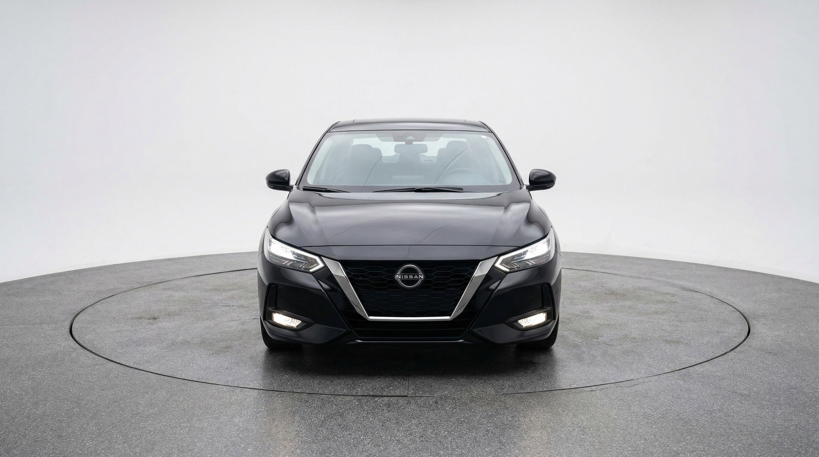 Used 2025 Nissan Sentra S image 2