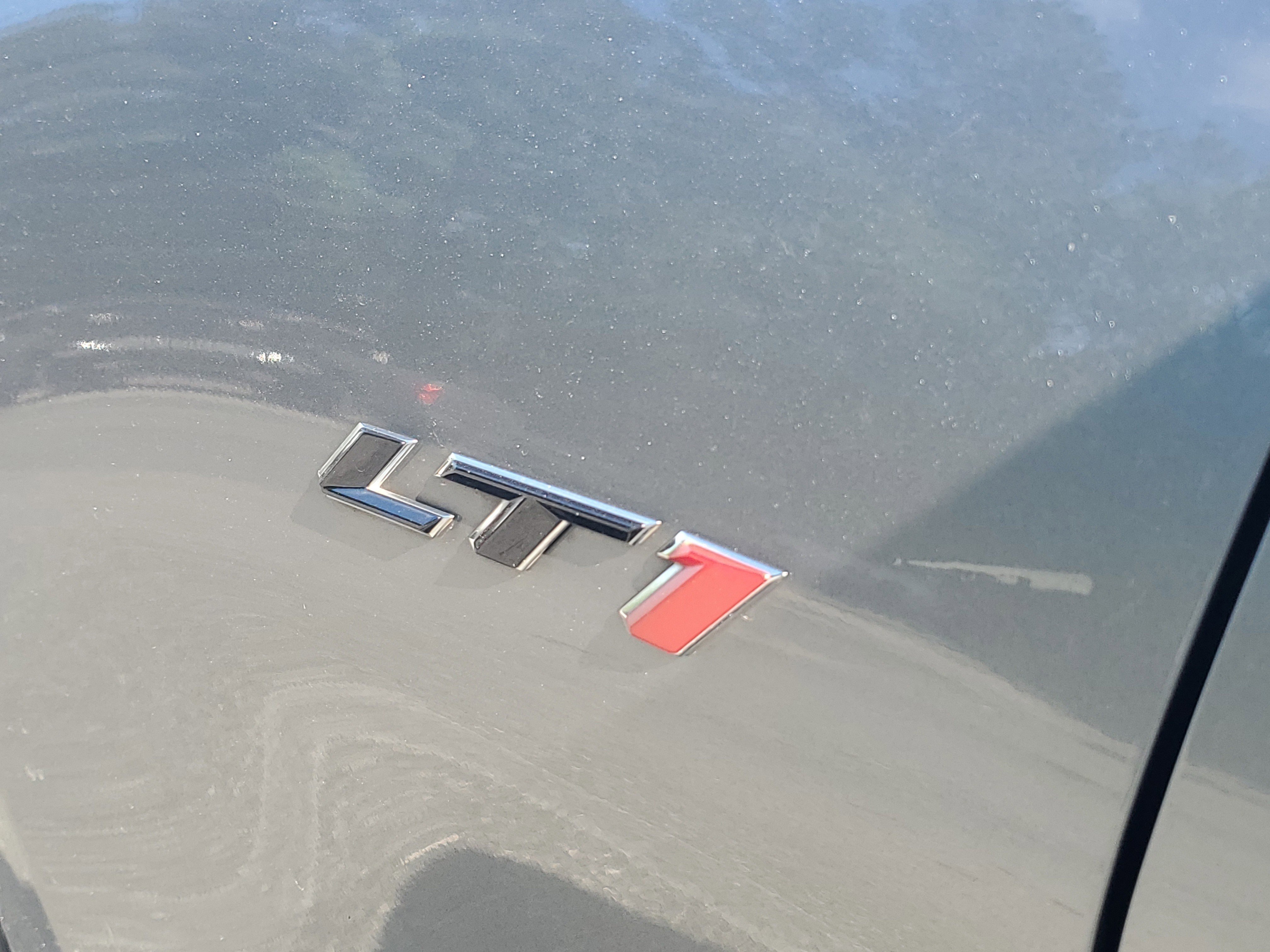 Used 2020 Chevrolet Camaro LT RWD image 9