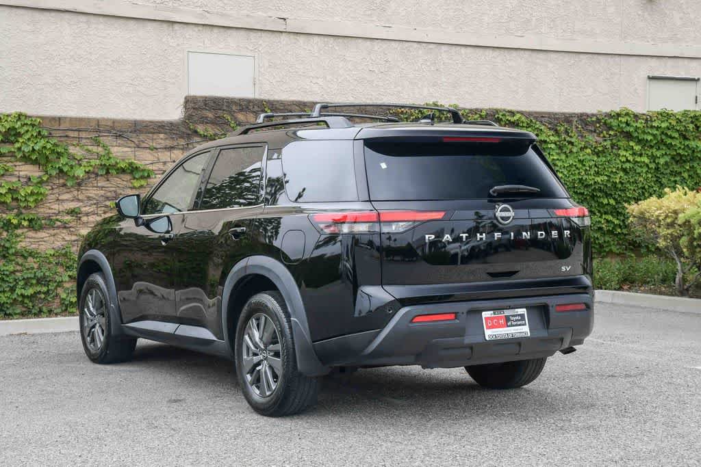 Used 2024 Nissan Pathfinder SV w/ SV Premium Package FWD image 10