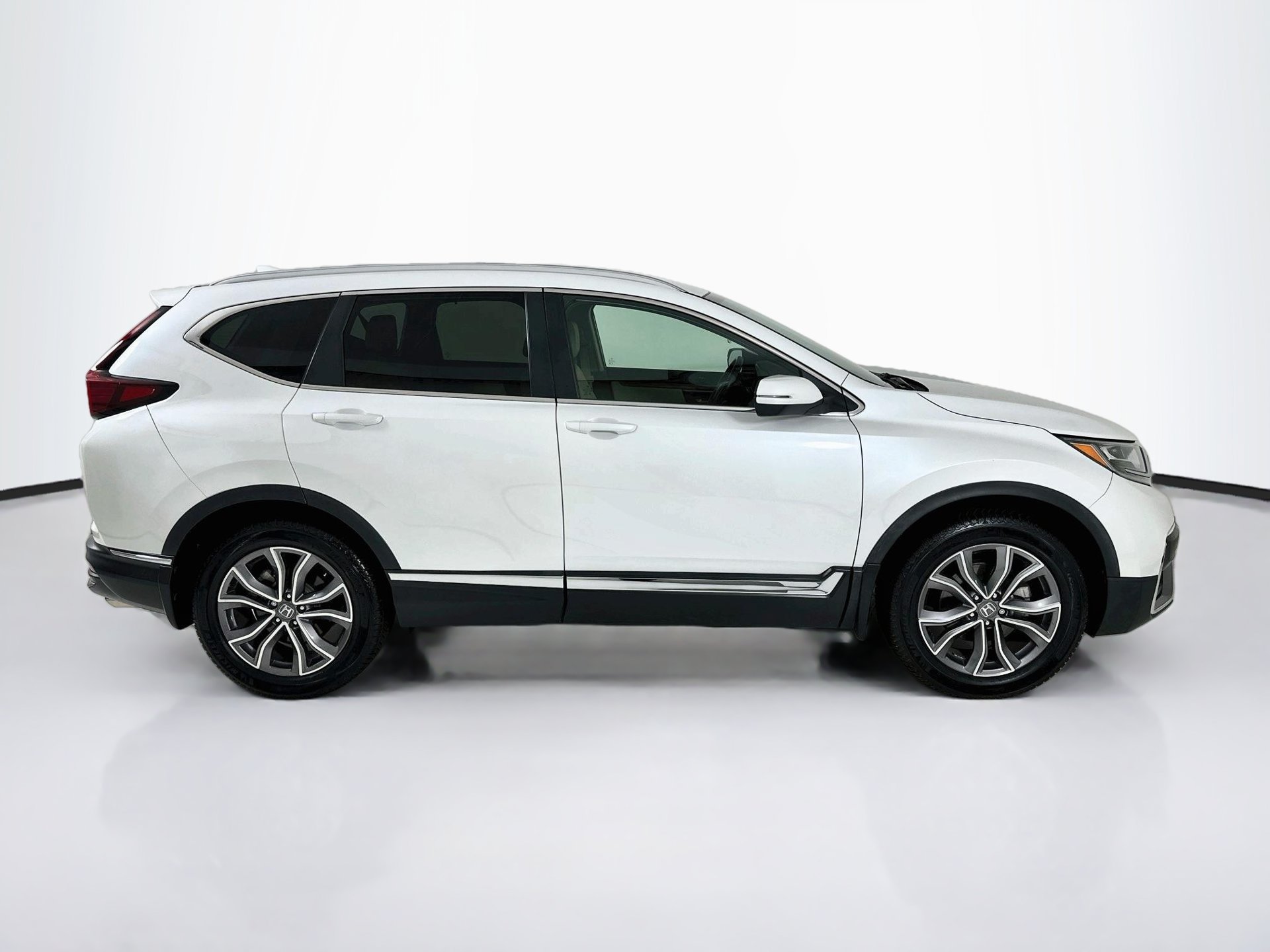 Used 2022 Honda CR-V Touring image 9