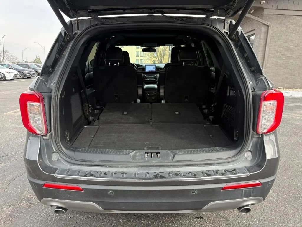 Used 2020 Ford Explorer Limited AWD/4WD image 9