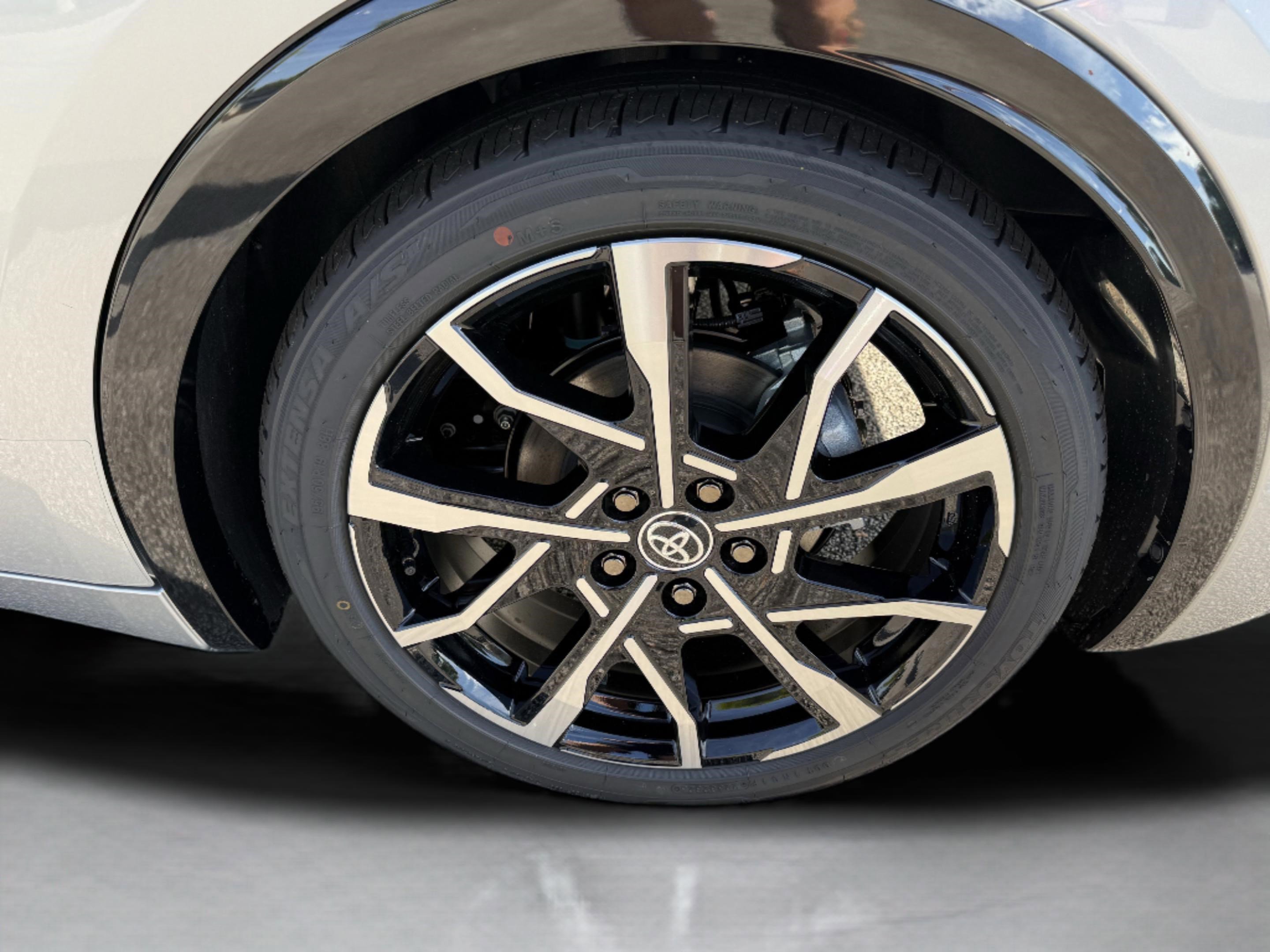 New 2026 Toyota Prius Plug-In Hybrid image 29