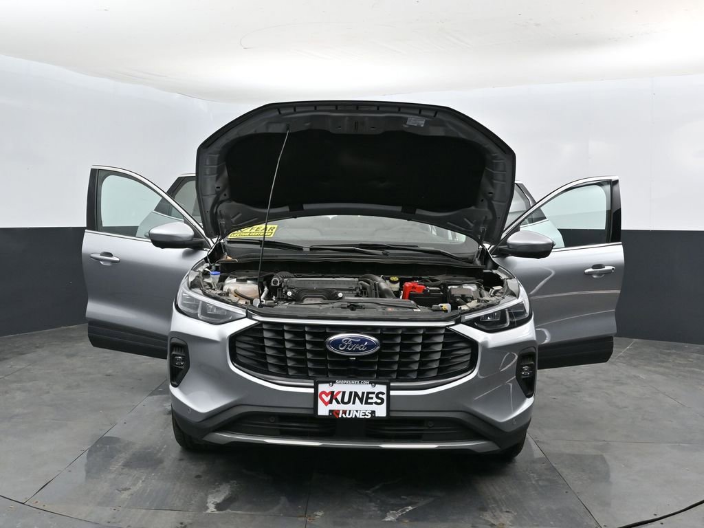 Used 2024 Ford Escape Platinum w/ Premium Technology Package AWD/4WD image 58