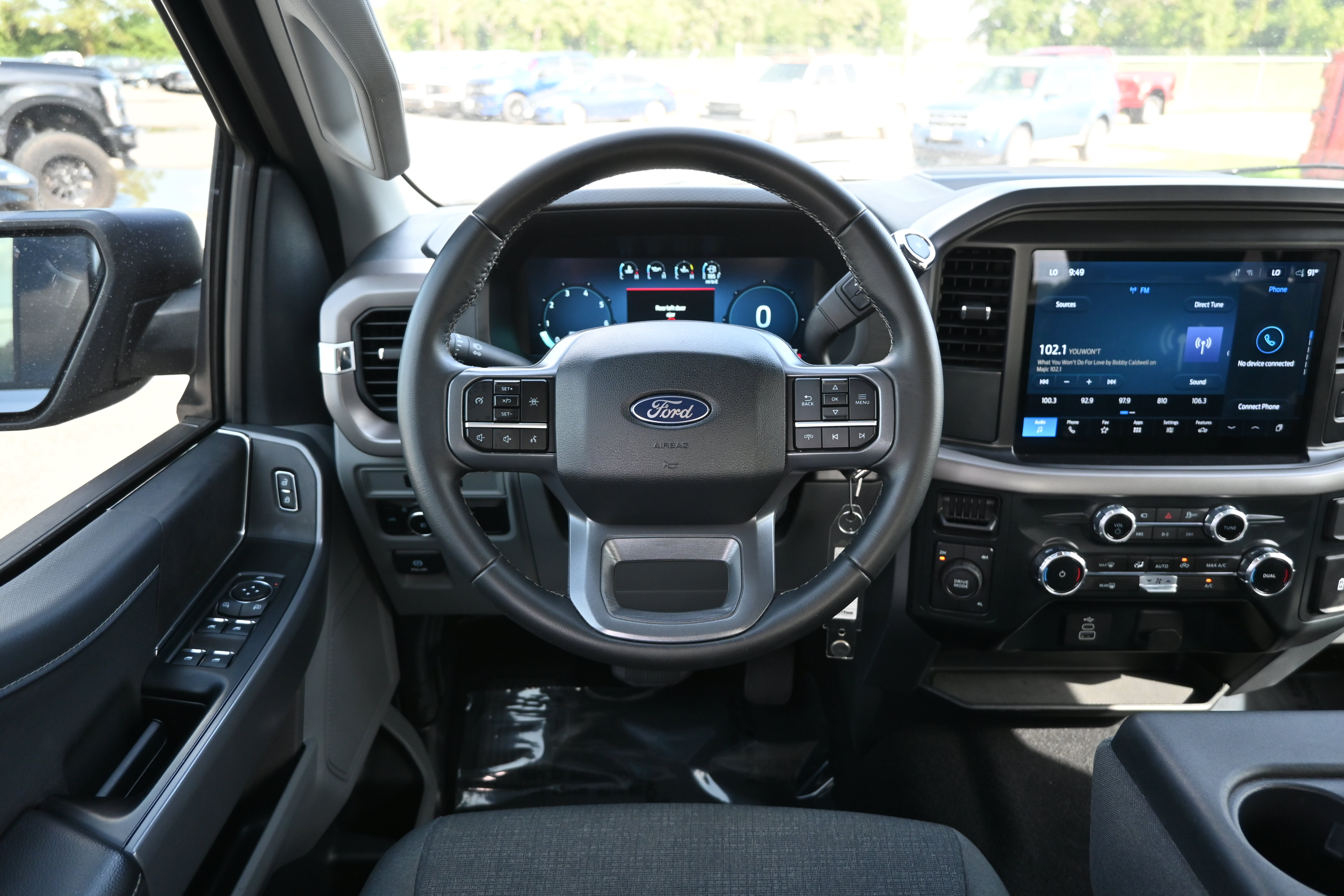 Used 2025 Ford F150 XLT w/ Equipment Group 301A Standard AWD/4WD image 26