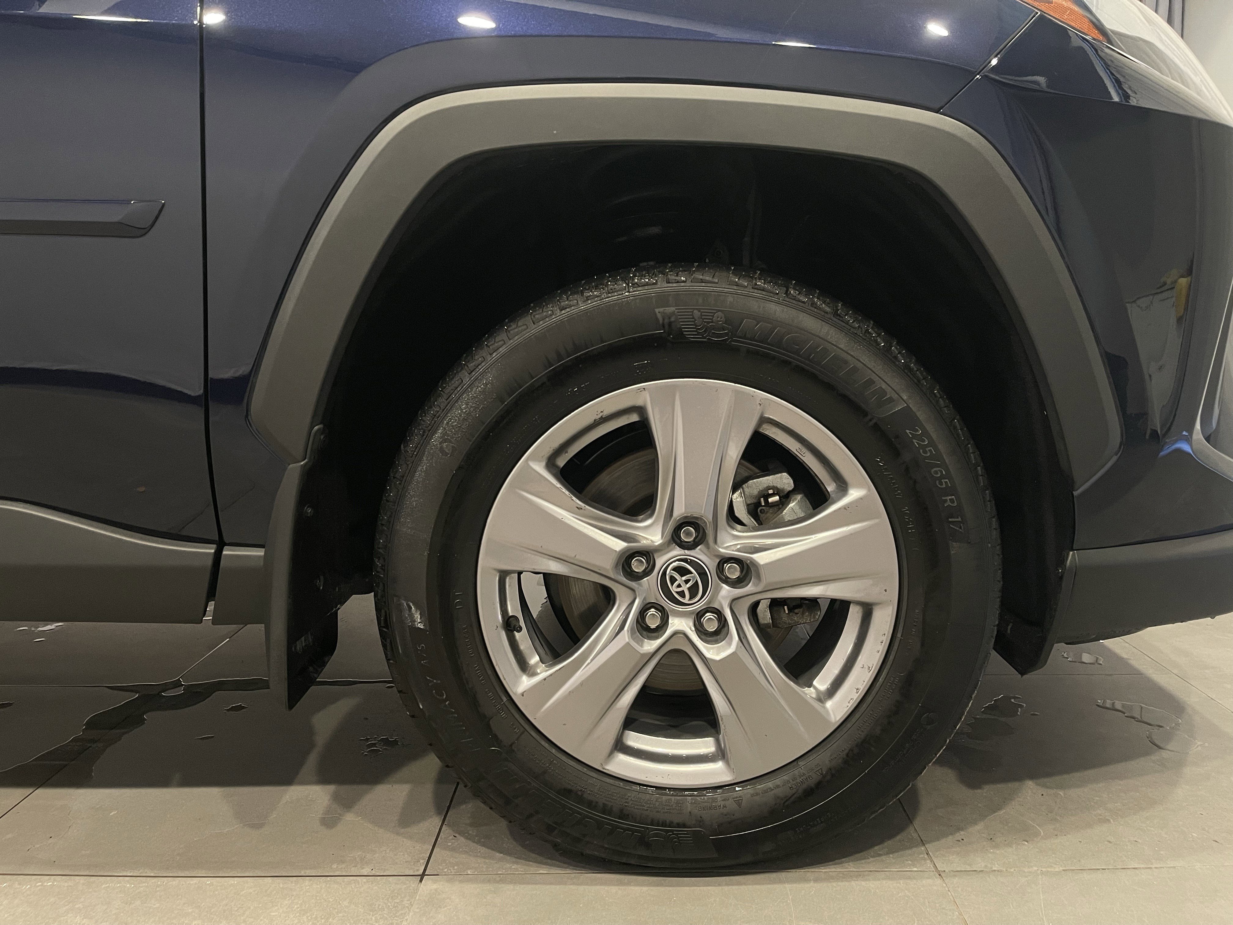 Used 2023 Toyota RAV4 XLE image 11