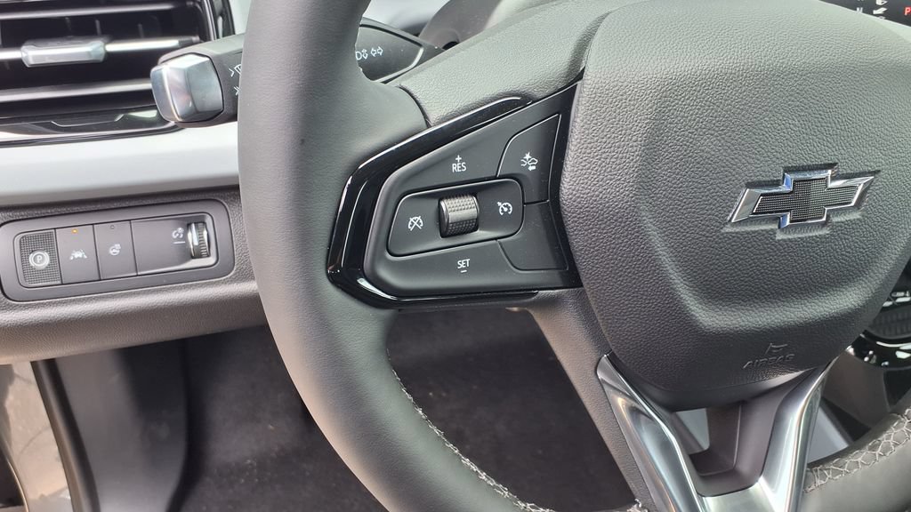 New 2027 Chevrolet Bolt RS w/ Technology Package FWD image 24