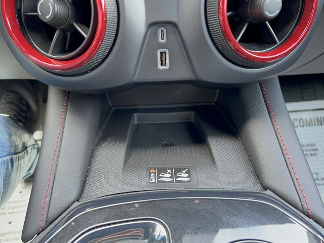 Used 2024 Chevrolet Blazer RS w/ Enhanced Convenience Package image 23