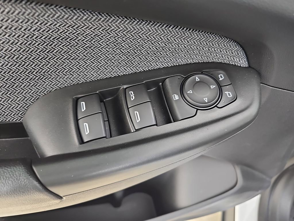 Certified 2024 Chevrolet TrailBlazer LT w/ Driver Confidence Package image 32