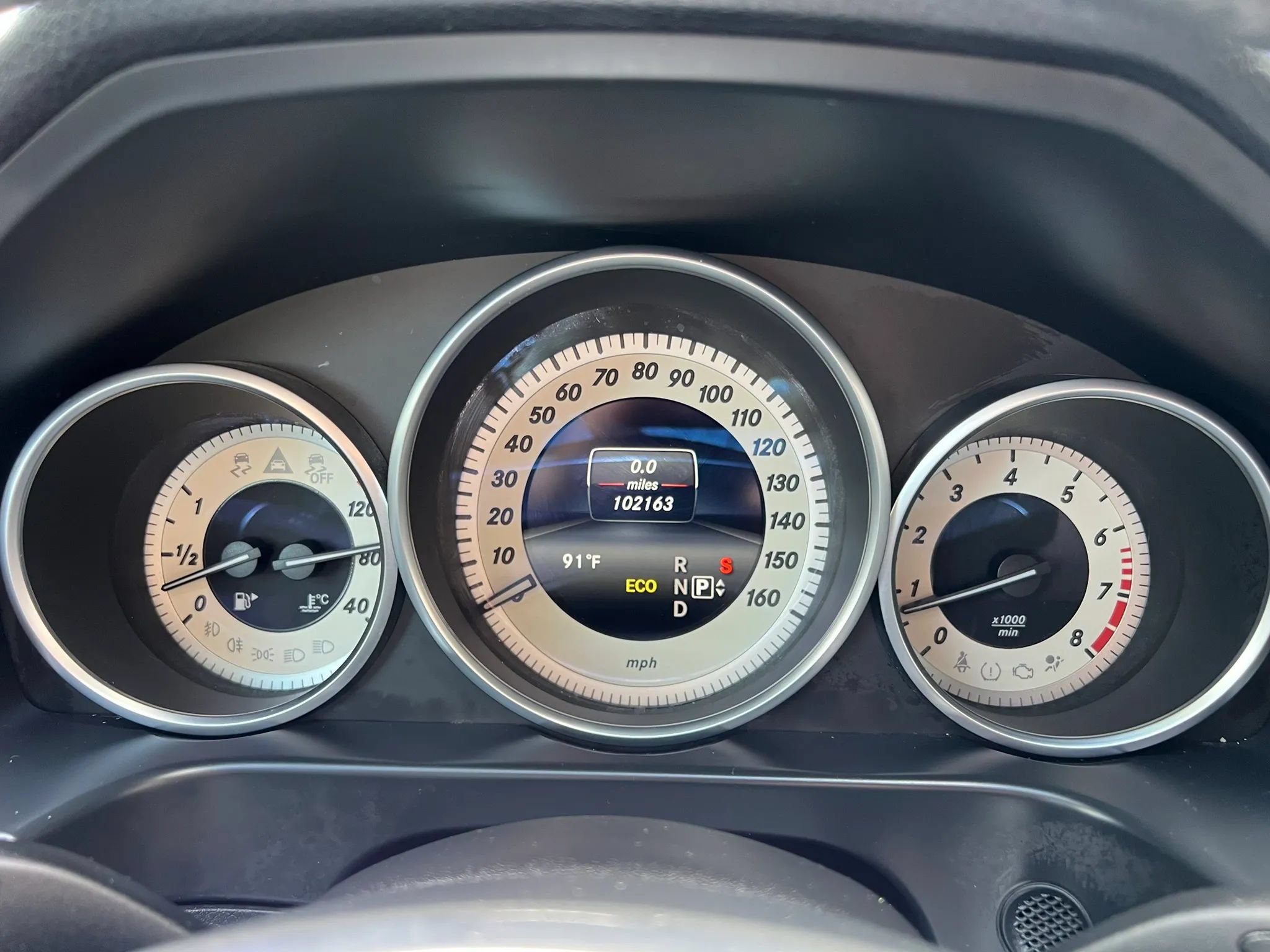 Used 2014 Mercedes-Benz E 550 4MATIC Sedan w/ Premium 1 Package image 24