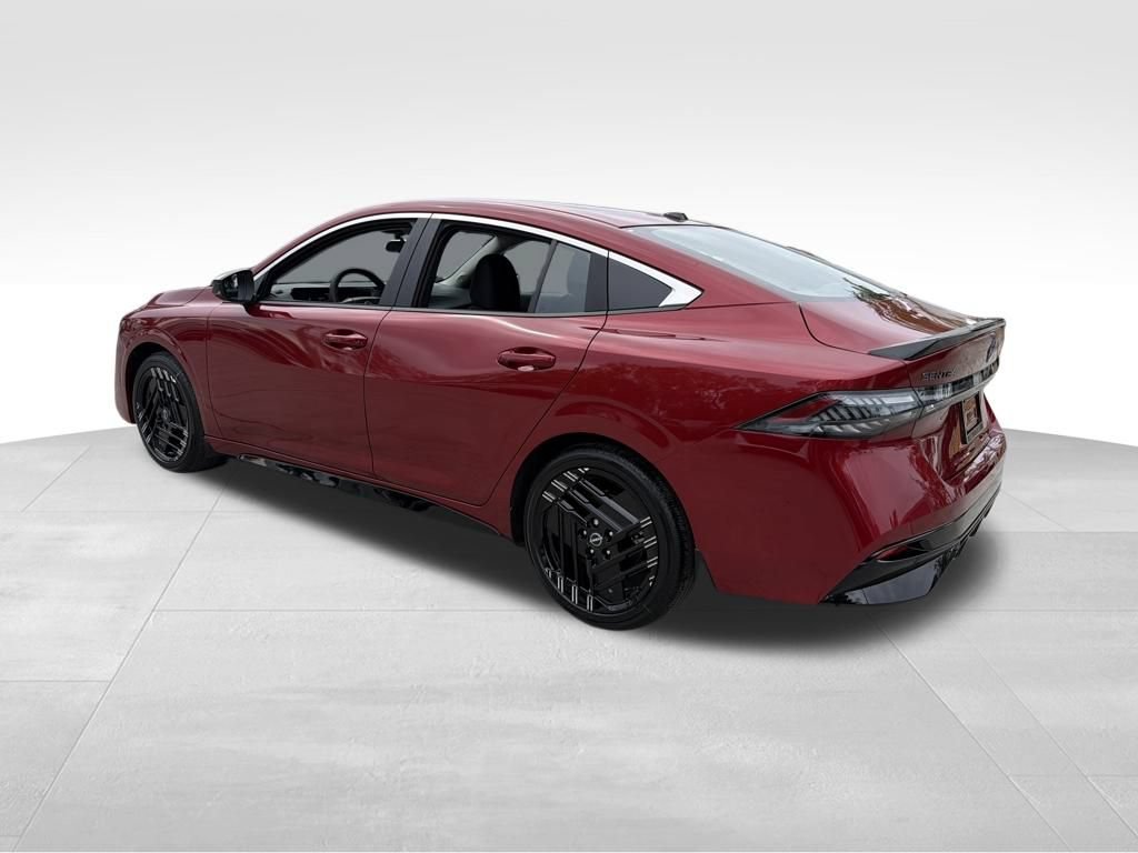 New 2026 Nissan Sentra SR w/ Floor Mat Package FWD image 5