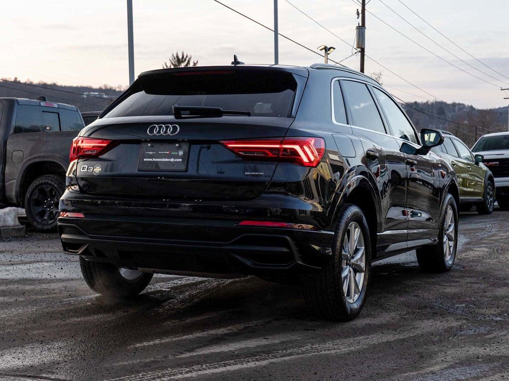 Used 2025 Audi Q3 2.0T Premium image 4