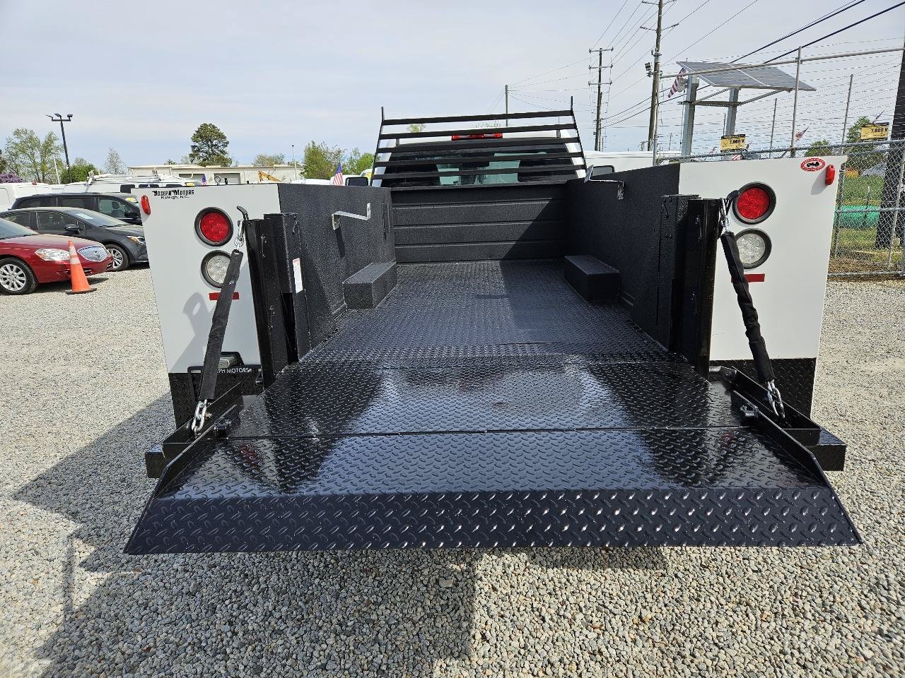 Used 2015 Chevrolet Silverado 3500 W/T w/ WT Convenience Package AWD/4WD image 15