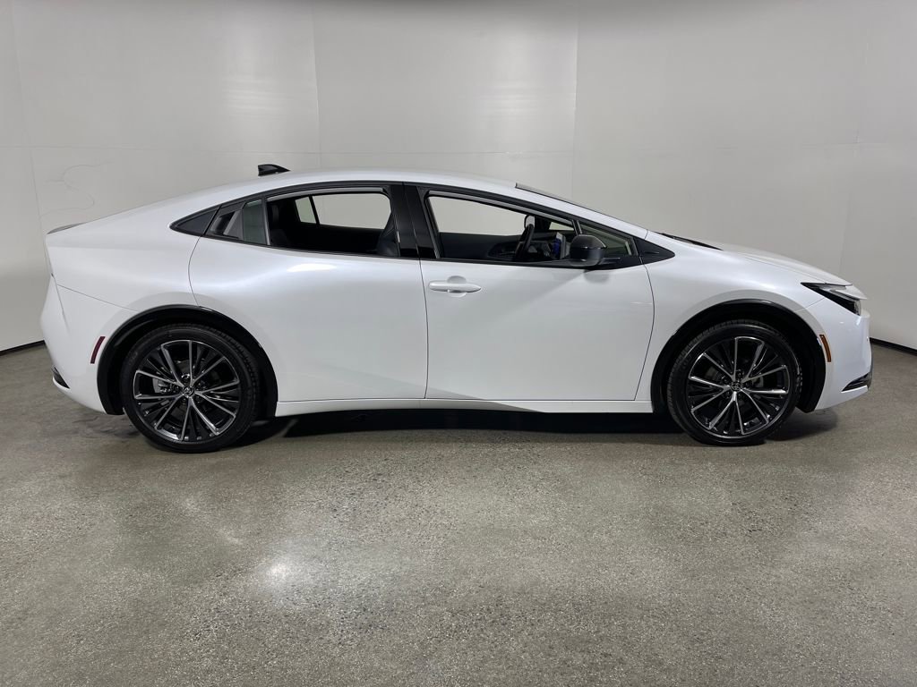 New 2026 Toyota Prius XLE image 2