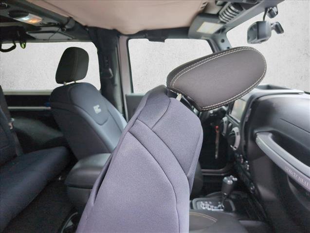 Used 2016 Jeep Wrangler Rubicon w/ Power Convenience Group image 20