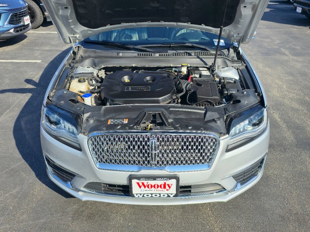 Used 2018 Lincoln MKZ Select w/ Select Plus Package AWD/4WD image 27