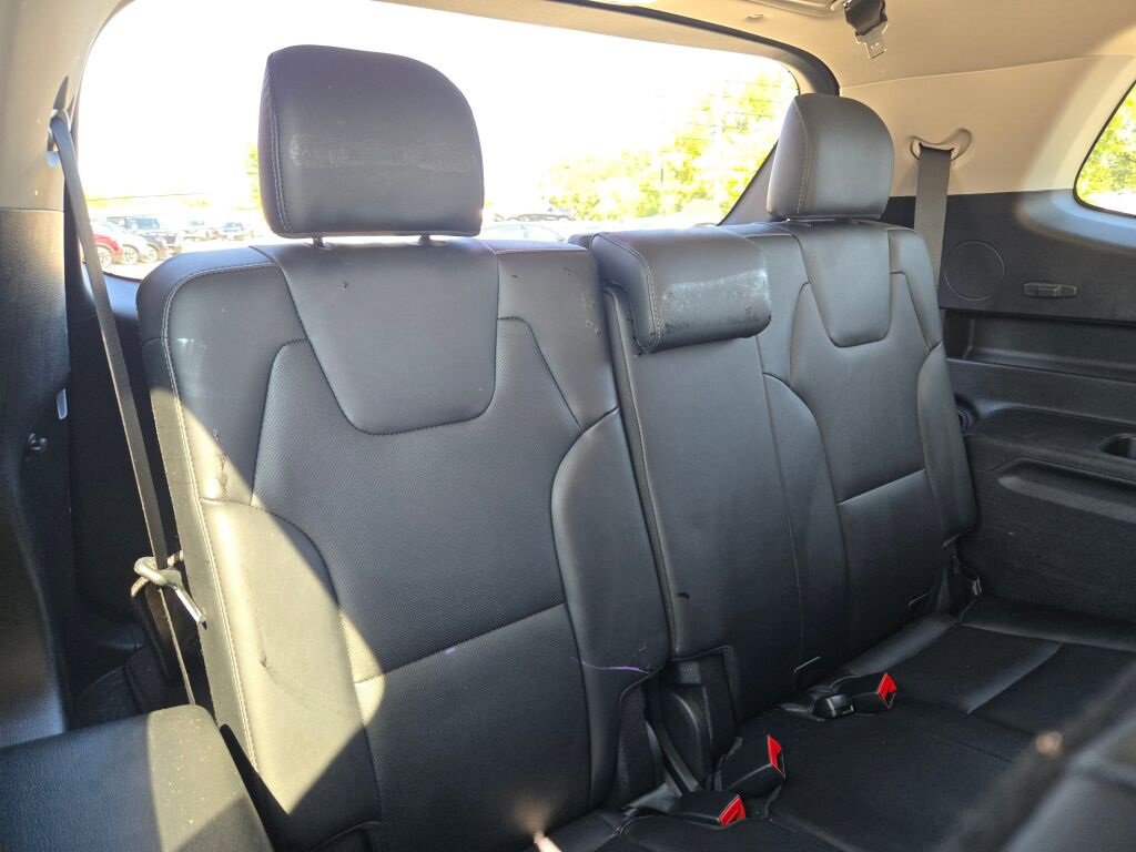 Used 2022 Kia Telluride LX image 11