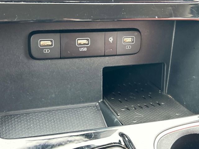 Used 2023 Kia Carnival SX image 37