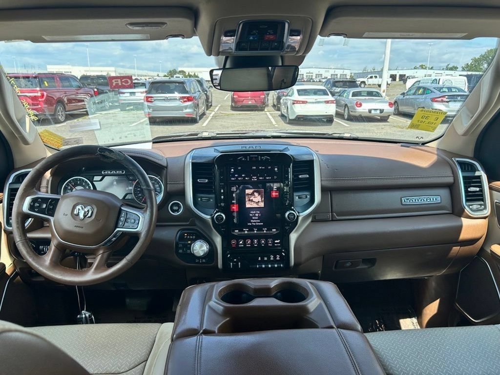 Used 2019 RAM 1500 Laramie AWD/4WD image 16