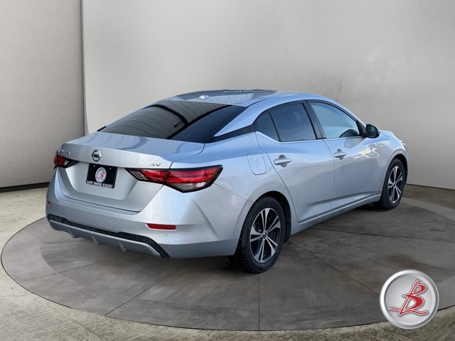 Used 2021 Nissan Sentra SV image 4