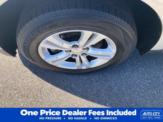 Used 2017 Chevrolet Equinox LS FWD image 14
