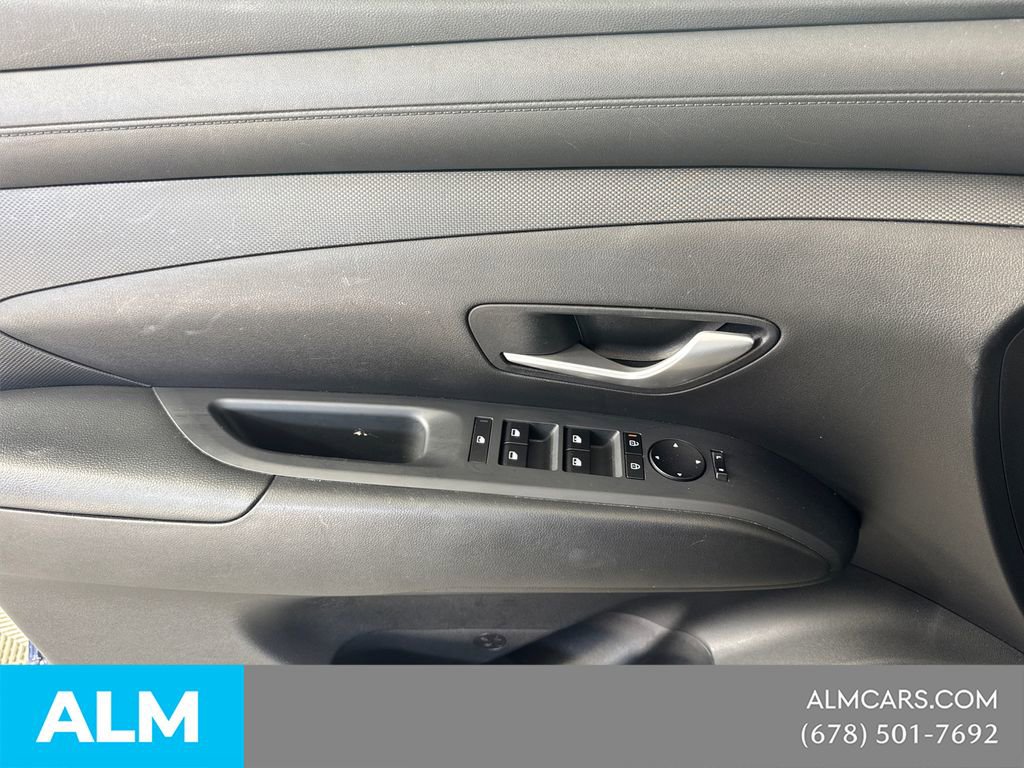 Used 2025 Hyundai Tucson SEL FWD image 14
