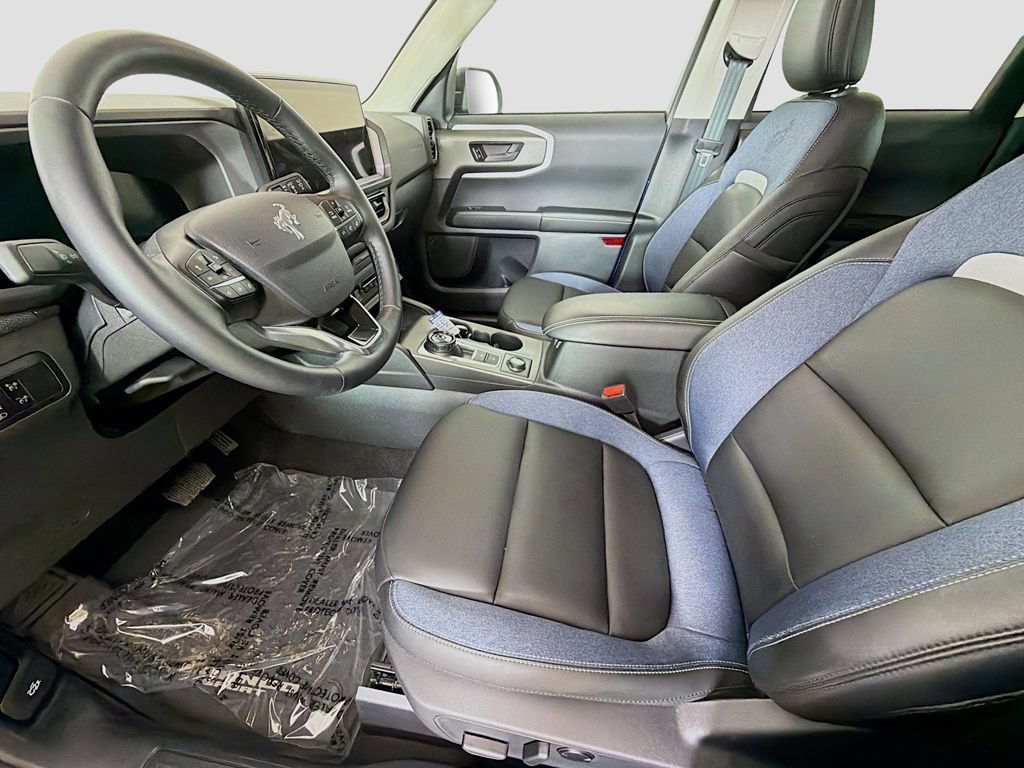 Used 2025 Ford Bronco Sport Outer Banks w/ Outer Banks Tech Package+ AWD/4WD image 23