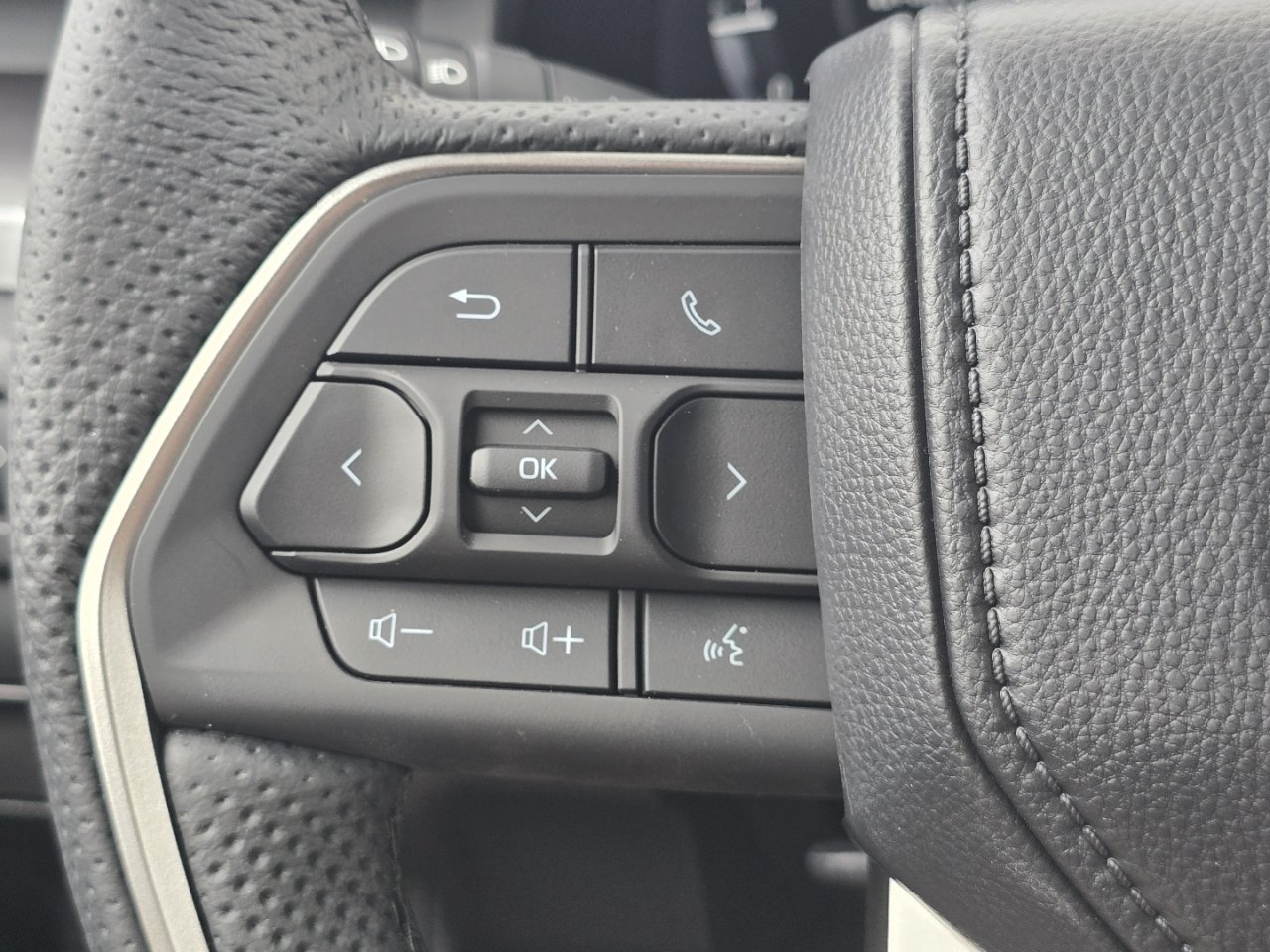 New 2026 Toyota Tacoma TRD Off-Road AWD/4WD image 33