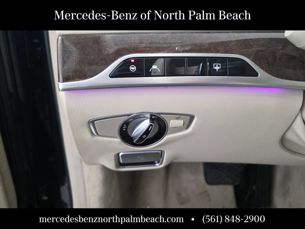 Used 2019 Mercedes-Benz S 560 Sedan image 25