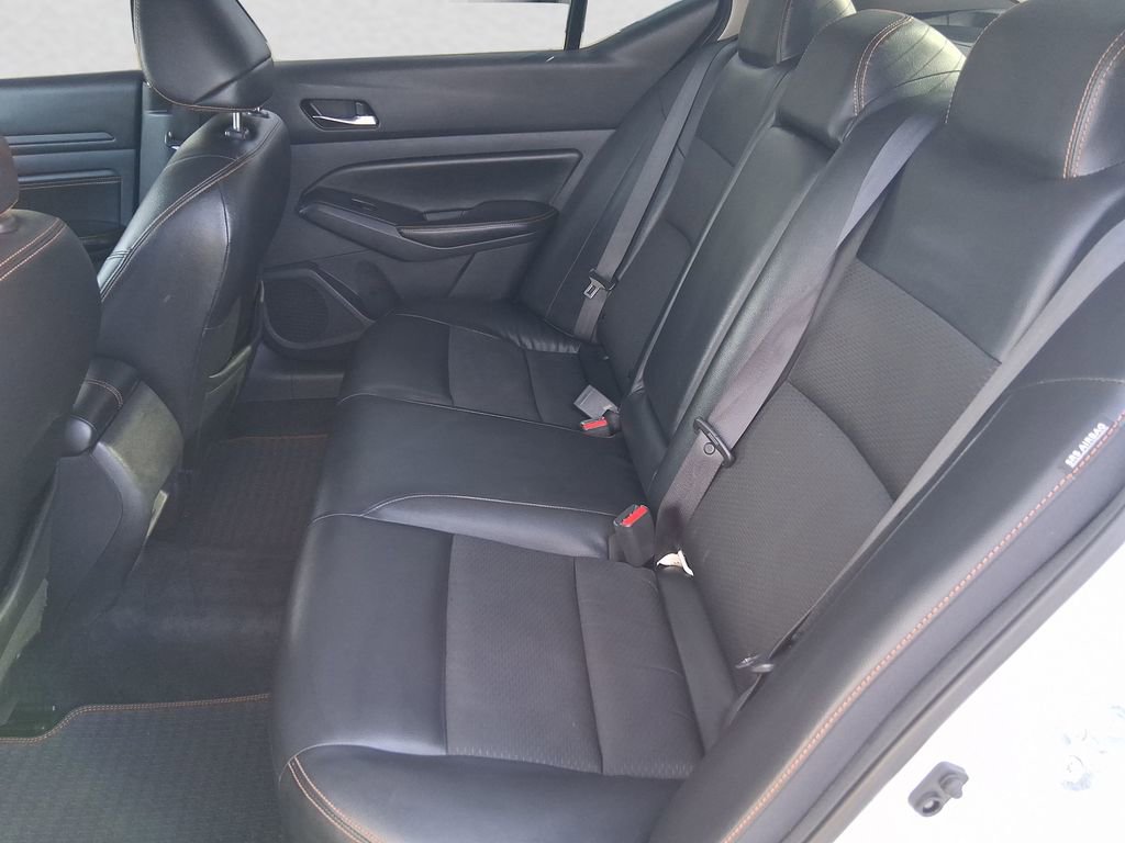 Used 2019 Nissan Altima 2.5 SR FWD image 10