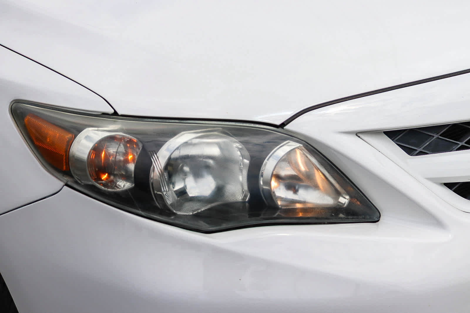 Used 2013 Toyota Corolla S FWD image 4
