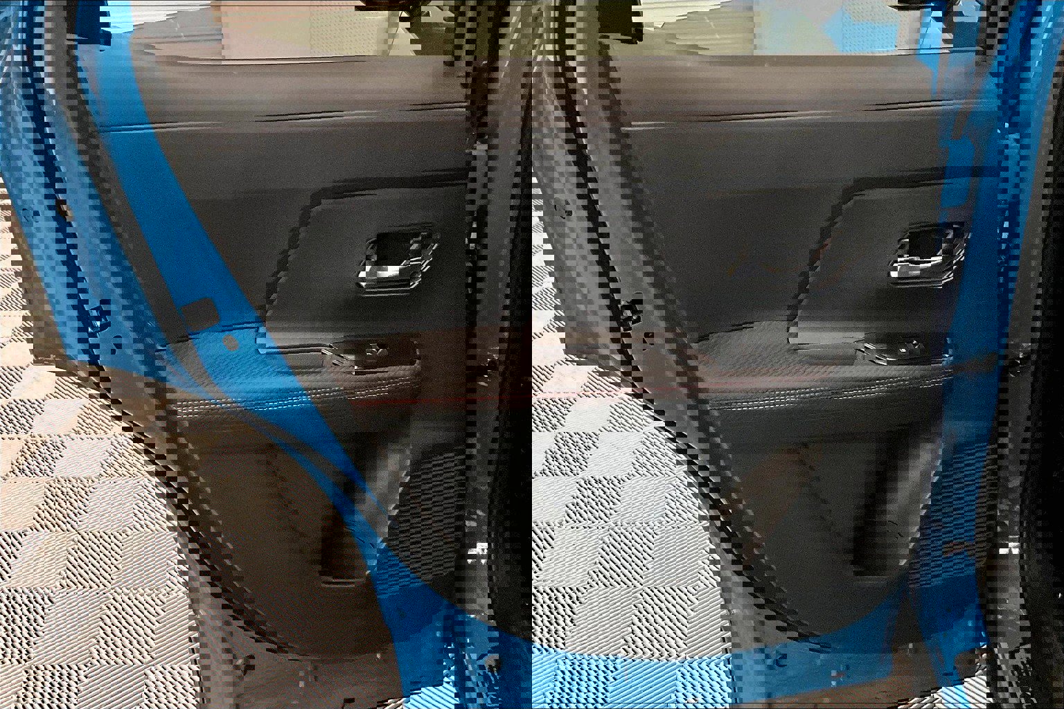 New 2025 Nissan Kicks SR w/ SR Premium Package image 93