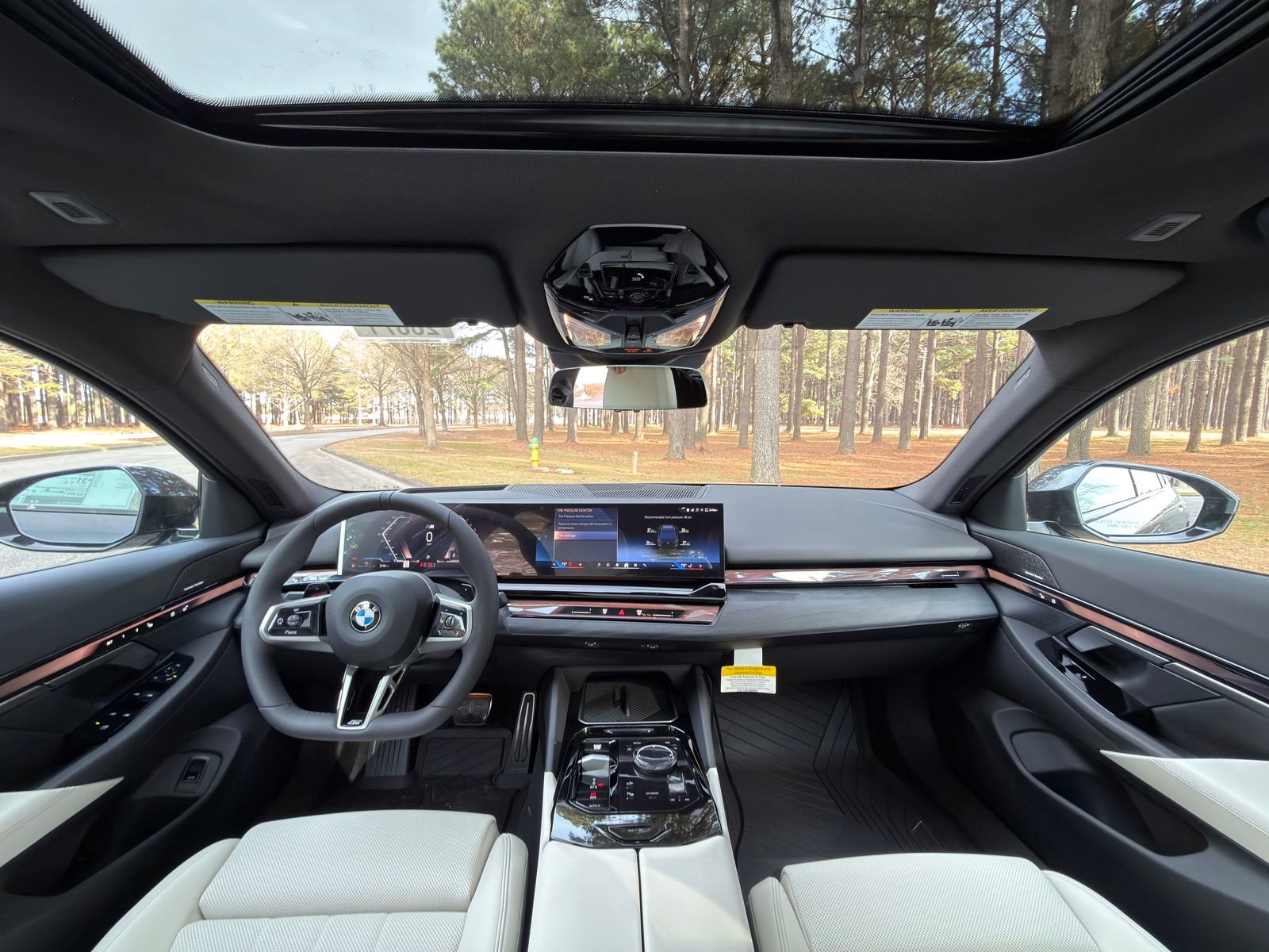 New 2026 BMW 530i w/ M Sport Package image 2