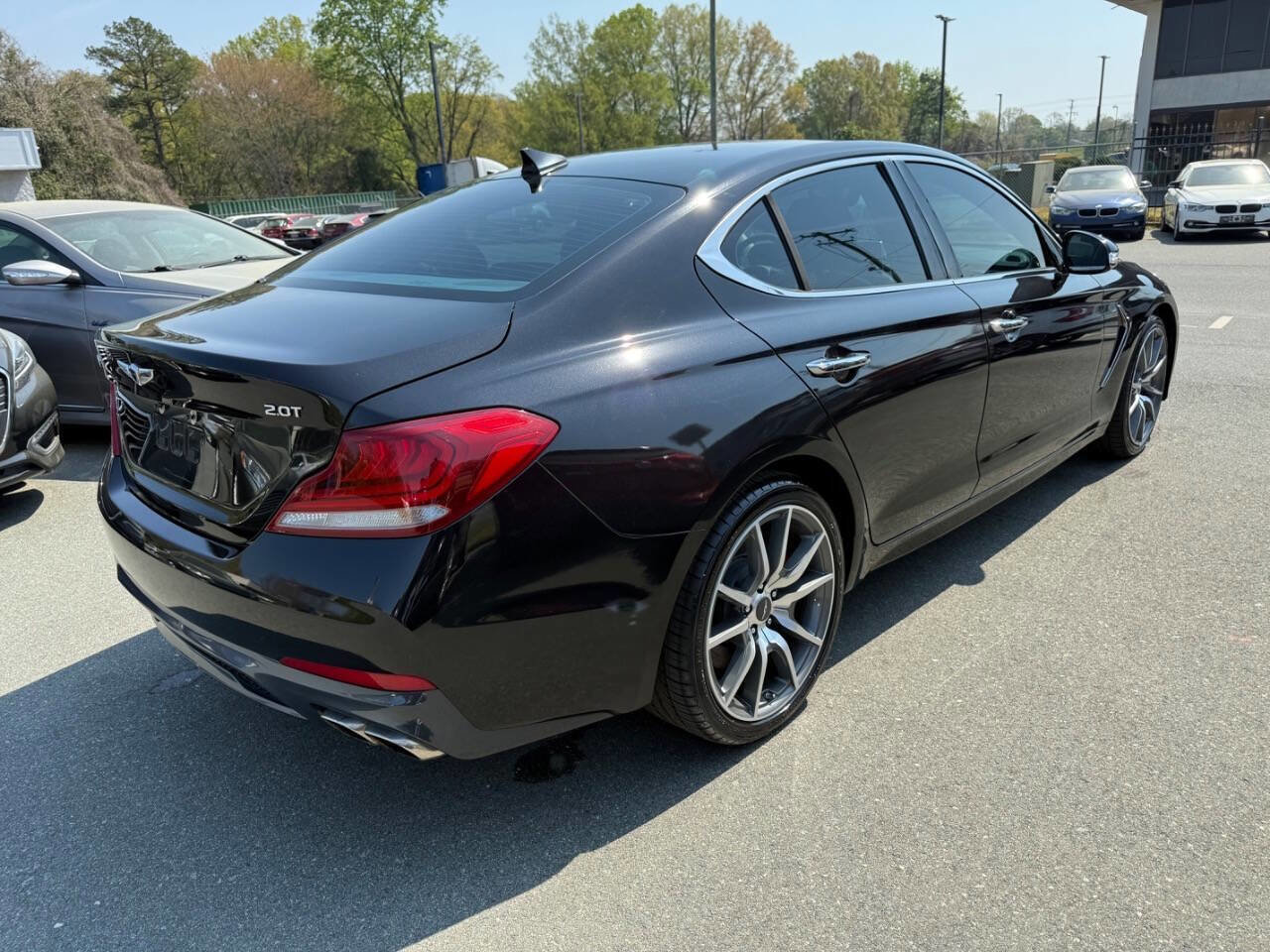 Used 2019 Genesis G70 2.0T Sport RWD image 4