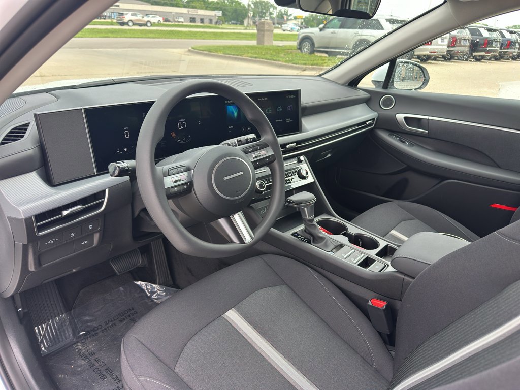 New 2026 Hyundai Sonata SE FWD image 12